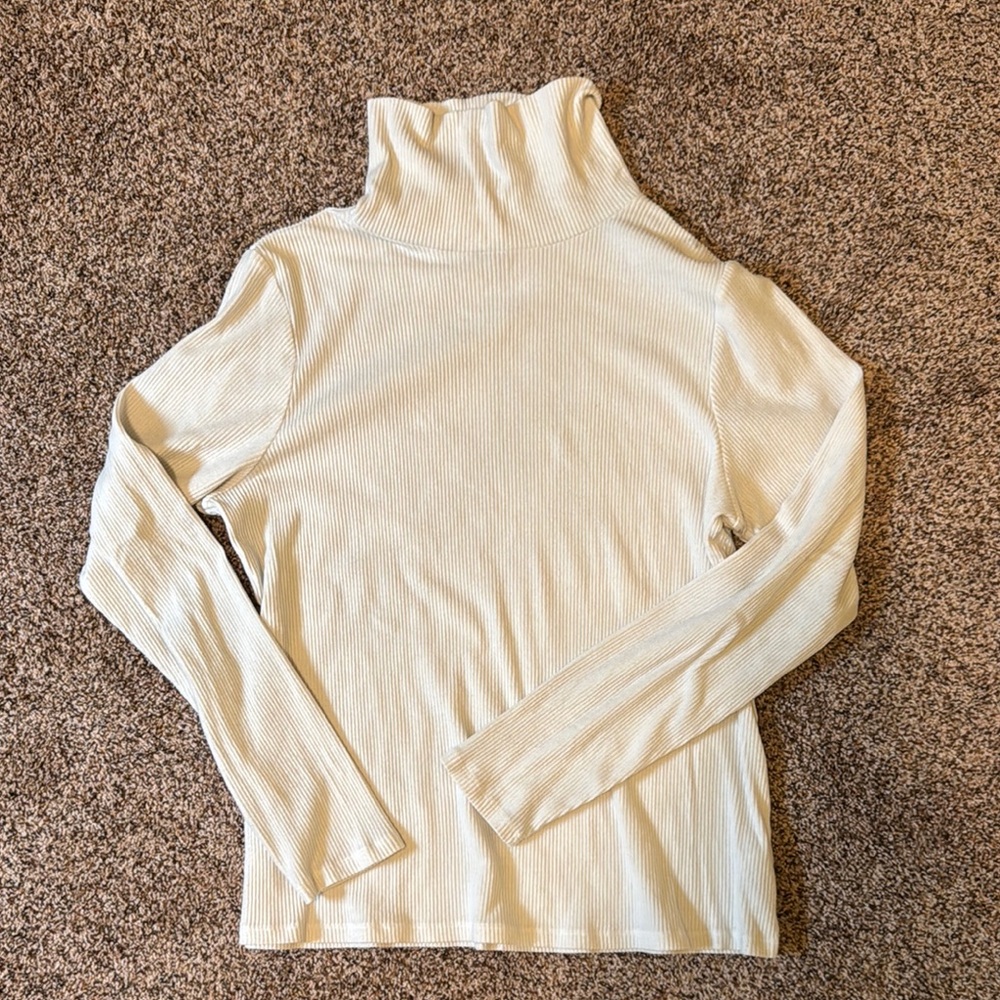 Old Navy Long Sleeve Tee - Cream